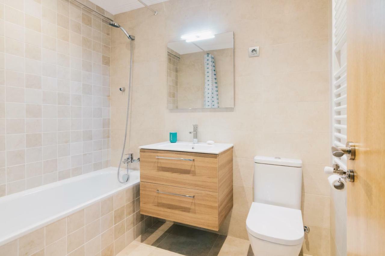 Amalur Apartment By People Rentals Bilbao Ngoại thất bức ảnh